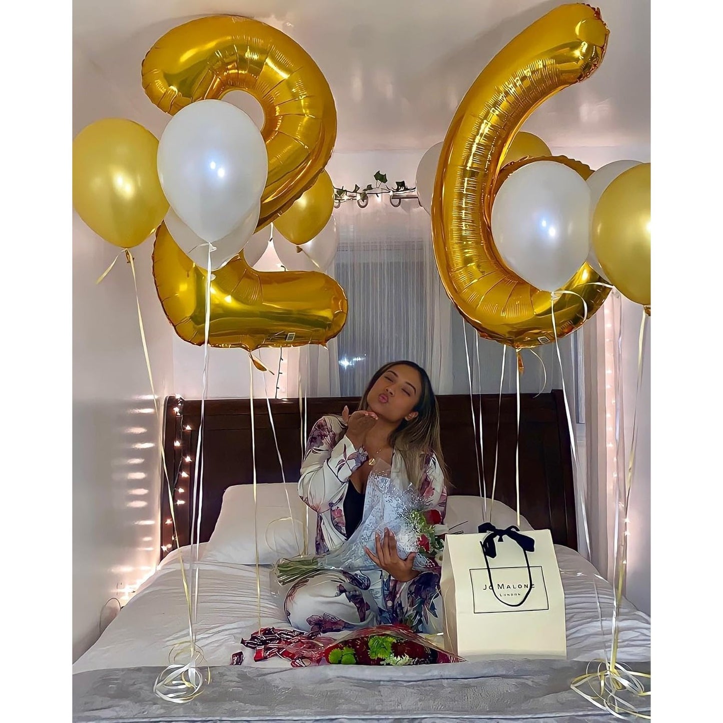Balon din Folie Metalizata, Figurina Cifra, Tema Aniversare 100 cm, Ambalaj Individual, Pai inclus, Umflare cu Aer sau Heliu, Auriu, Cifra 6