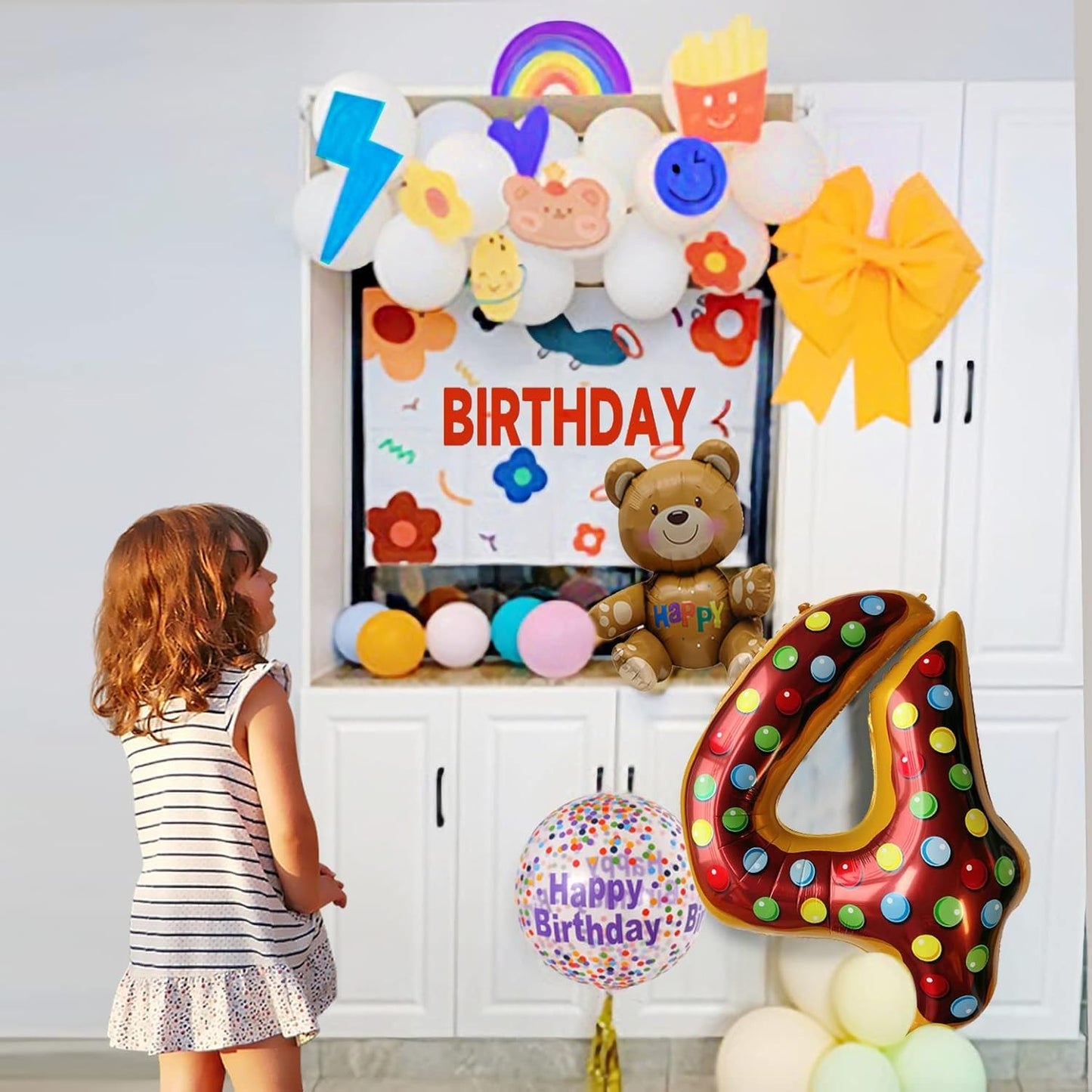Balon din Folie Metalizata, Figurina Cifra, Imprimeu Gogosi, Tema Aniversare 100 cm, Ambalaj Individual, Pai inclus, Umflare cu Aer sau Heliu, Multicolor, Cifra 4
