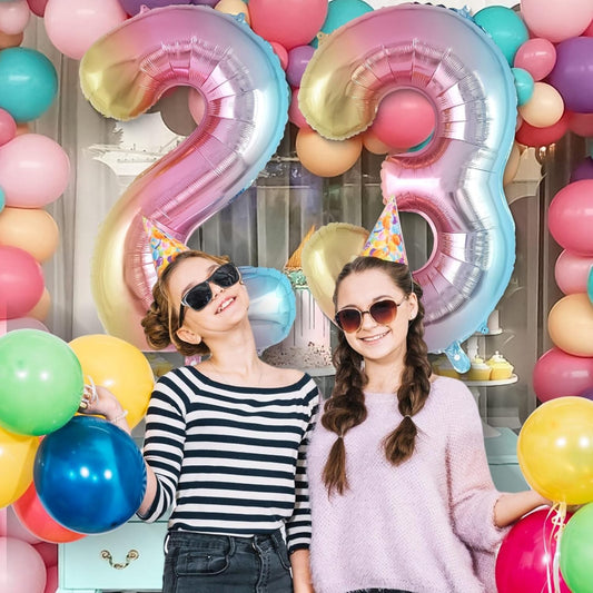 Balon din Folie Metalizata, Figurina Cifra Gradient, Tema Aniversare 40 cm, Ambalaj Individual, Pai inclus, Umflare cu Aer sau Heliu, Multicolor, Cifra 3
