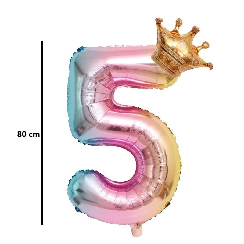 Balon din Folie Metalizata, Figurina Cifra Gradient, Tema Aniversare 80 cm, Ambalaj Individual, Pai inclus, Umflare cu Aer sau Heliu, Coronita, Cifra 5