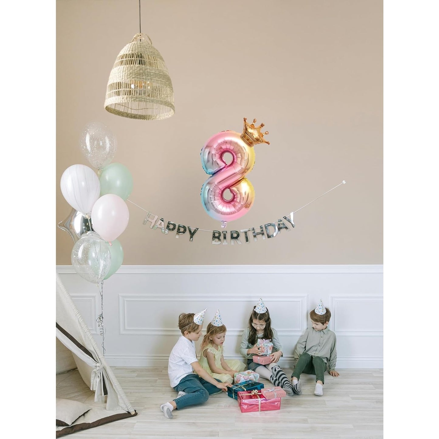 Balon din Folie Metalizata, Figurina Cifra Gradient, Tema Aniversare 80 cm, Ambalaj Individual, Pai inclus, Umflare cu Aer sau Heliu, Coronita, Cifra 8
