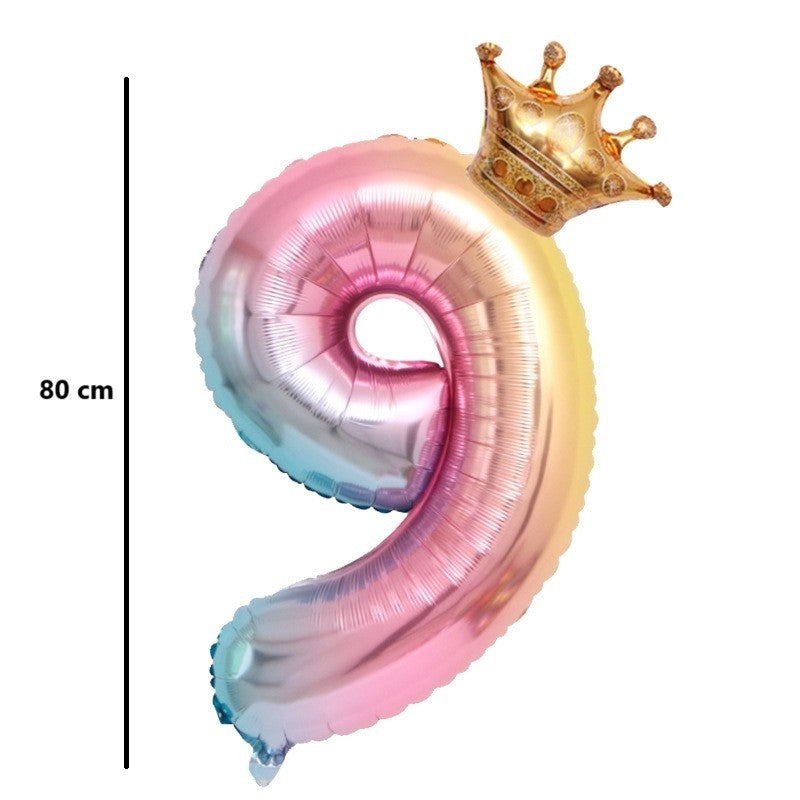 Balon din Folie Metalizata, Figurina Cifra Gradient, Tema Aniversare 80 cm, Ambalaj Individual, Pai inclus, Umflare cu Aer sau Heliu, Coronita, Cifra 9