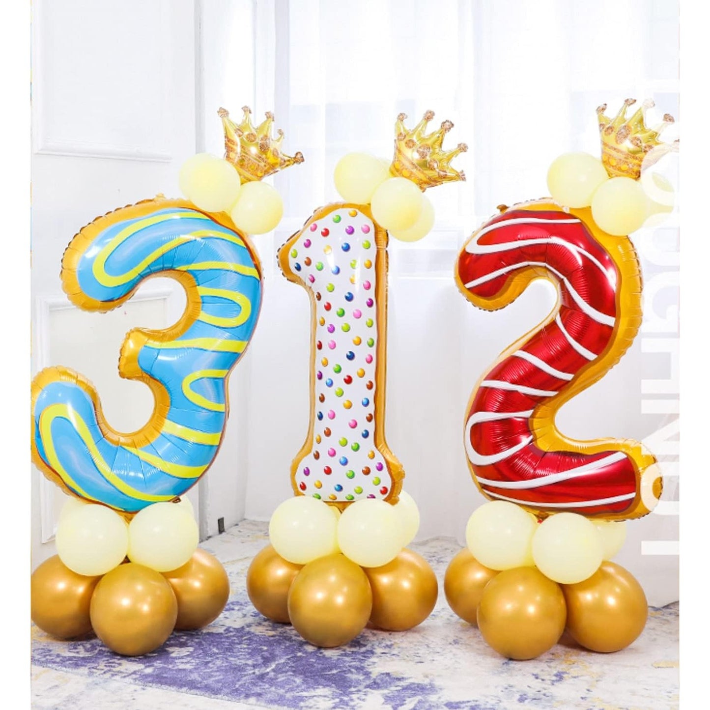 Balon din Folie Metalizata, Figurina Cifra, Imprimeu Gogosi, Tema Aniversare 100 cm, Ambalaj Individual, Pai inclus, Umflare cu Aer sau Heliu, Multicolor, Cifra 3