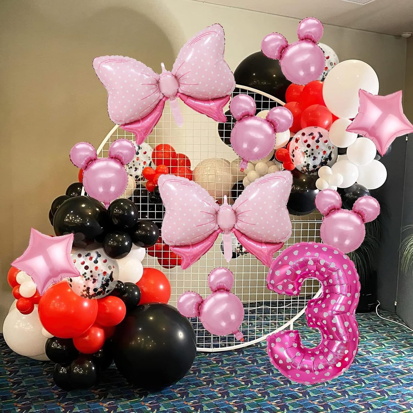 Balon din Folie Metalizata, Figurina Cifra, Imprimeu Inimi, Tema Aniversare 80 cm, Ambalaj Individual, Pai inclus, Umflare cu Aer sau Heliu, Roz, Cifra 3
