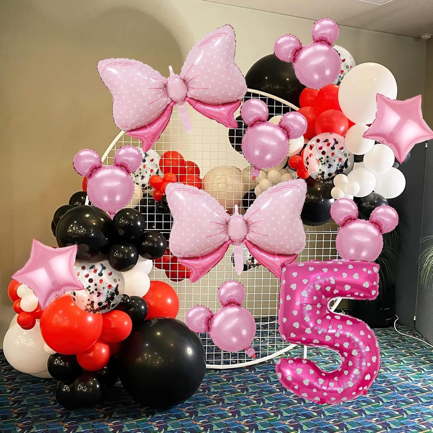 Balon din Folie Metalizata, Figurina Cifra, Imprimeu Inimi, Tema Aniversare 80 cm, Ambalaj Individual, Pai inclus, Umflare cu Aer sau Heliu, Roz, Cifra 5