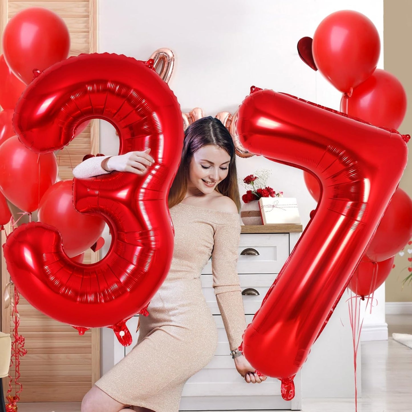 Balon din Folie Metalizata, Figurina Cifra, Model 7, Tema Aniversare 40 cm, Ambalaj Individual, Pai Inclus, Umflare cu Aer sau Heliu, Rosu