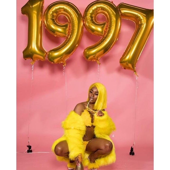 Balon din Folie Metalizata, Figurina Cifra, Tema Aniversare 100 cm, Ambalaj Individual, Pai inclus, Umflare cu Aer sau Heliu, Auriu, Cifra 7