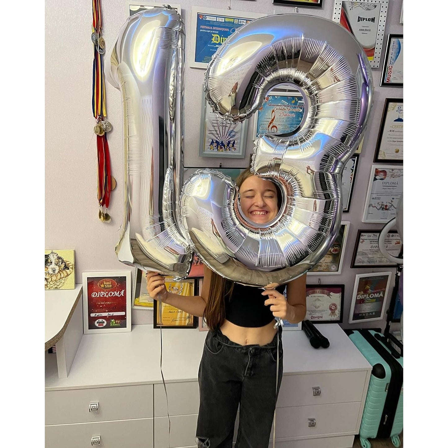Balon din Folie Metalizata, Figurina Cifra, Tema Aniversare 40 cm, Ambalaj Individual, Pai inclus, Umflare cu Aer sau Heliu, Argintiu, Cifra 1