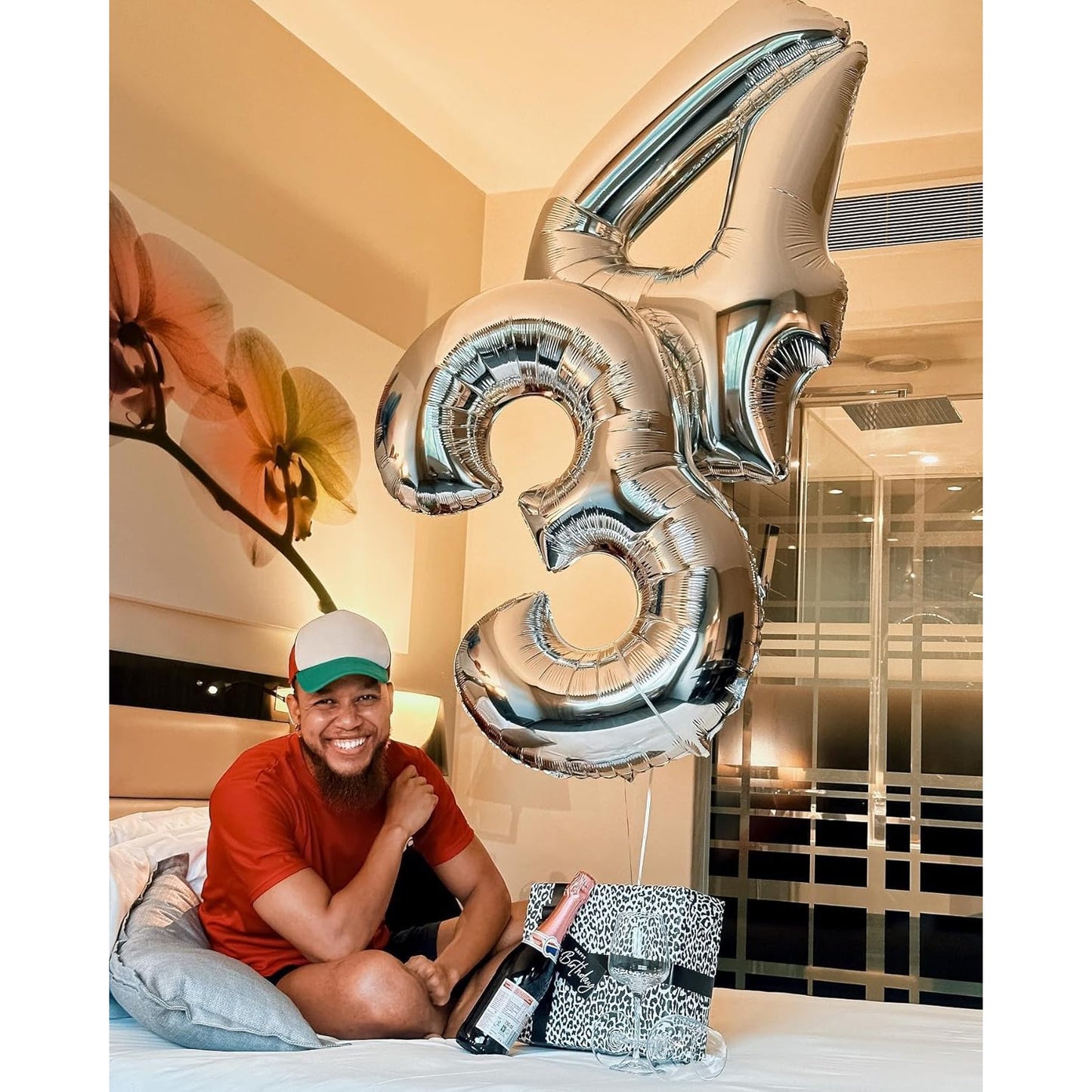 Balon din Folie Metalizata, Figurina Cifra, Tema Aniversare 40 cm, Ambalaj Individual, Pai inclus, Umflare cu Aer sau Heliu, Argintiu, Cifra 3