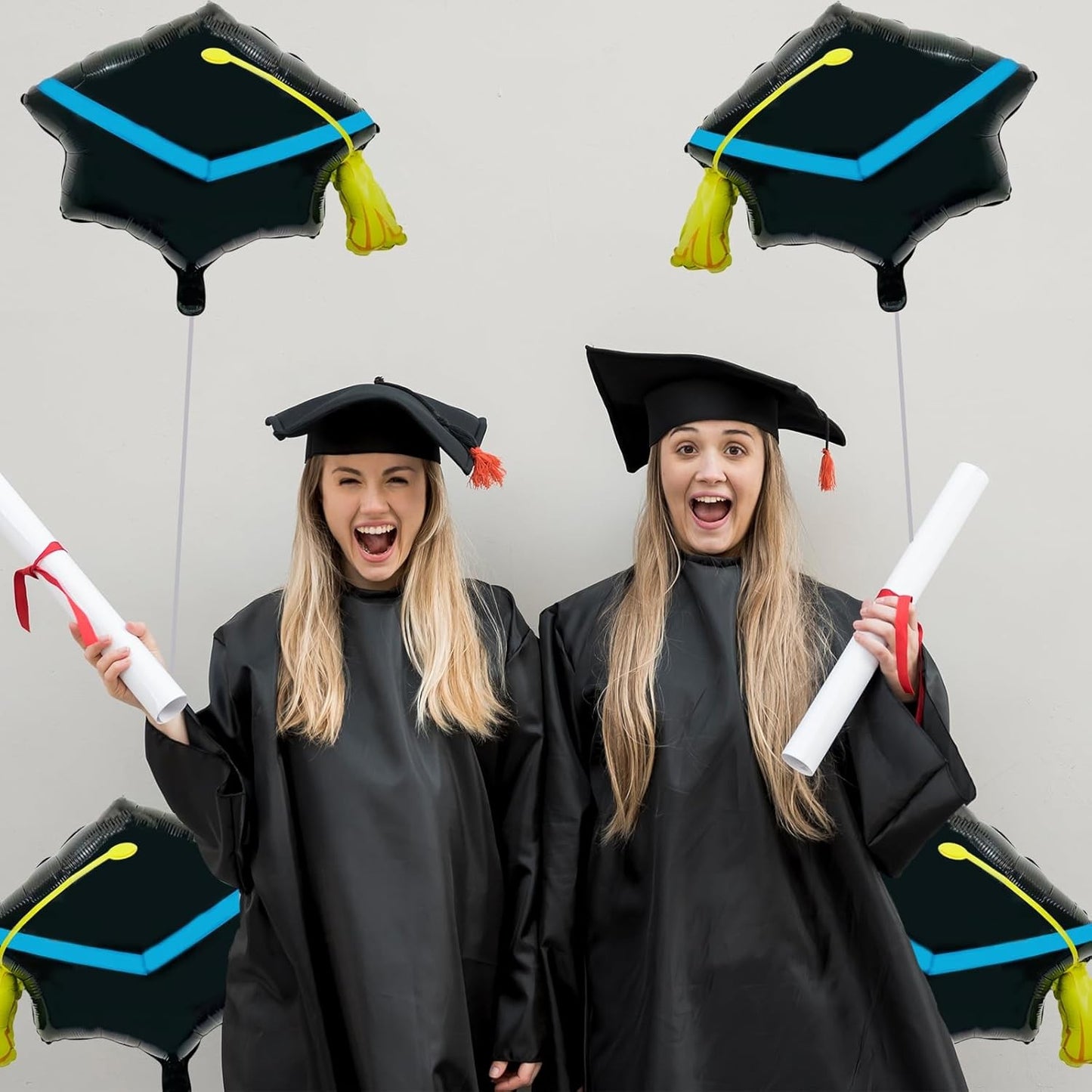 Balon din Folie Metalizata, Figurina, Model Toca Congrats Grad, Tematica Absolvire, 56x70 cm, Ambalaj Individual, Pai Inclus, Umflare cu Aer sau Heliu, Negru-Albastru