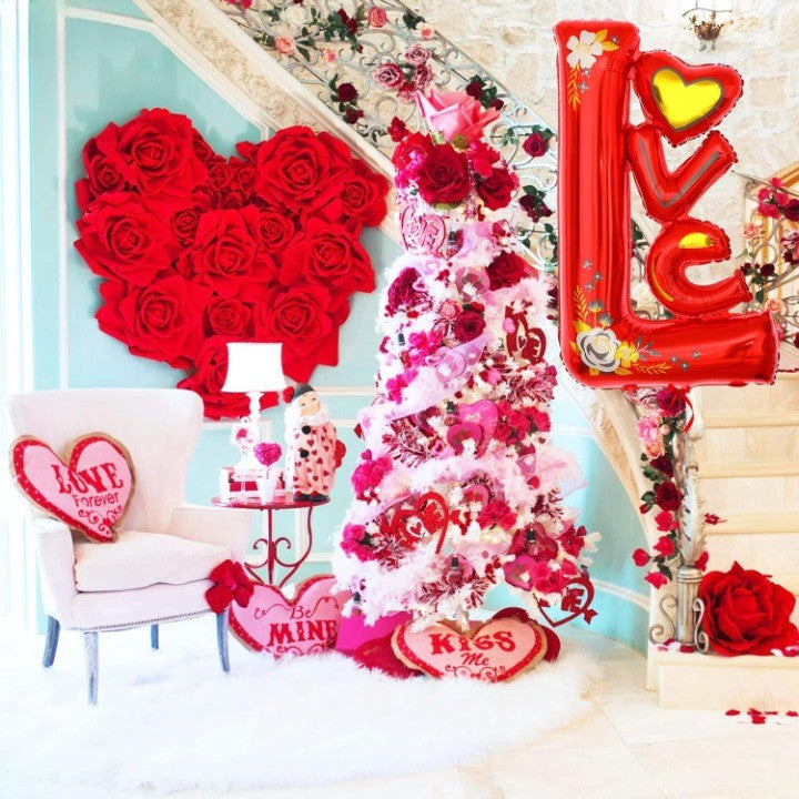 Balon din Folie Metalizata, Figurine, Model LOVE, Tematica Iubire, 110x64 cm, Ambalaj Individual, Pai Inclus, Umflare cu Aer sau Heliu, Rosu