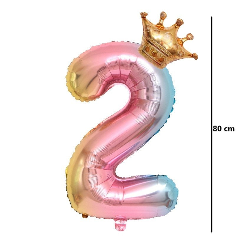 Balon din Folie Metalizata, Figurina Cifra Gradient, Tema Aniversare 80 cm, Ambalaj Individual, Pai inclus, Umflare cu Aer sau Heliu, Coronita, Cifra 2