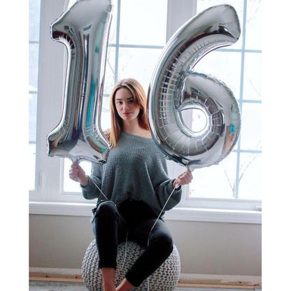 Balon din Folie Metalizata, Figurina Cifra, Tema Aniversare 80 cm, Ambalaj Individual, Pai inclus, Umflare cu Aer sau Heliu, Argintiu, Cifra 6
