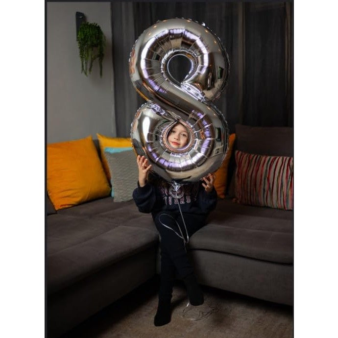 Balon din Folie Metalizata, Figurina Cifra, Tema Aniversare 80 cm, Ambalaj Individual, Pai inclus, Umflare cu Aer sau Heliu, Argintiu, Cifra 8