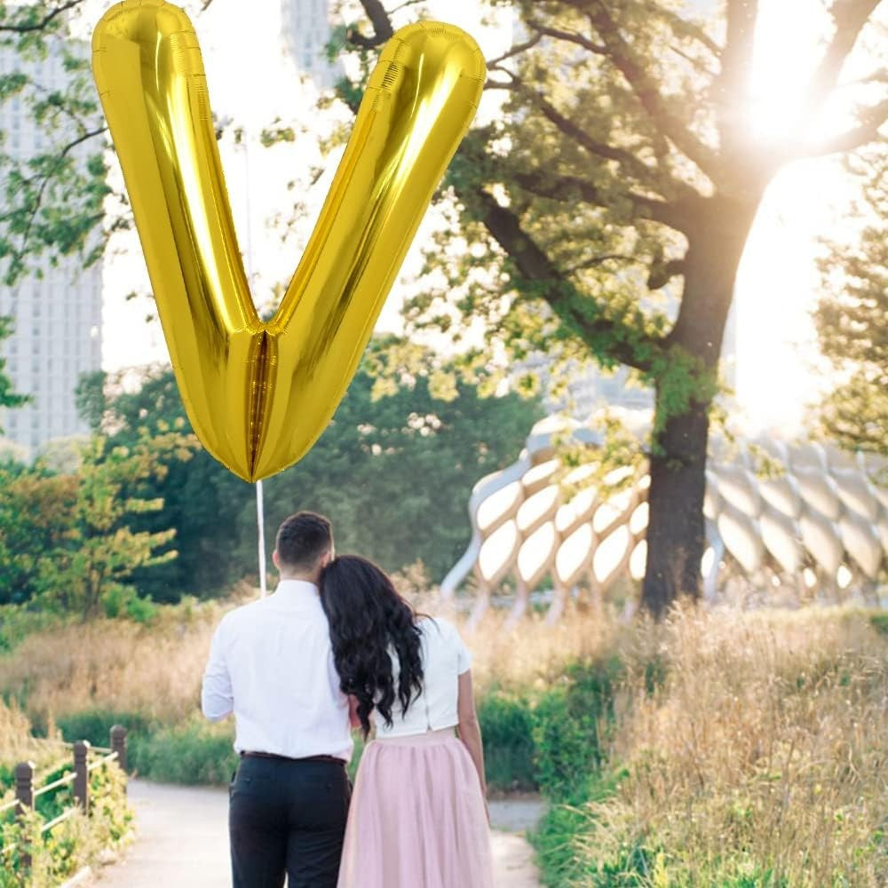 Balon Folie Metalizata Litera V, 80 cm, Umflati cu Heliu sau Aer, Ambalaj Individual, Pai inclus, Auriu