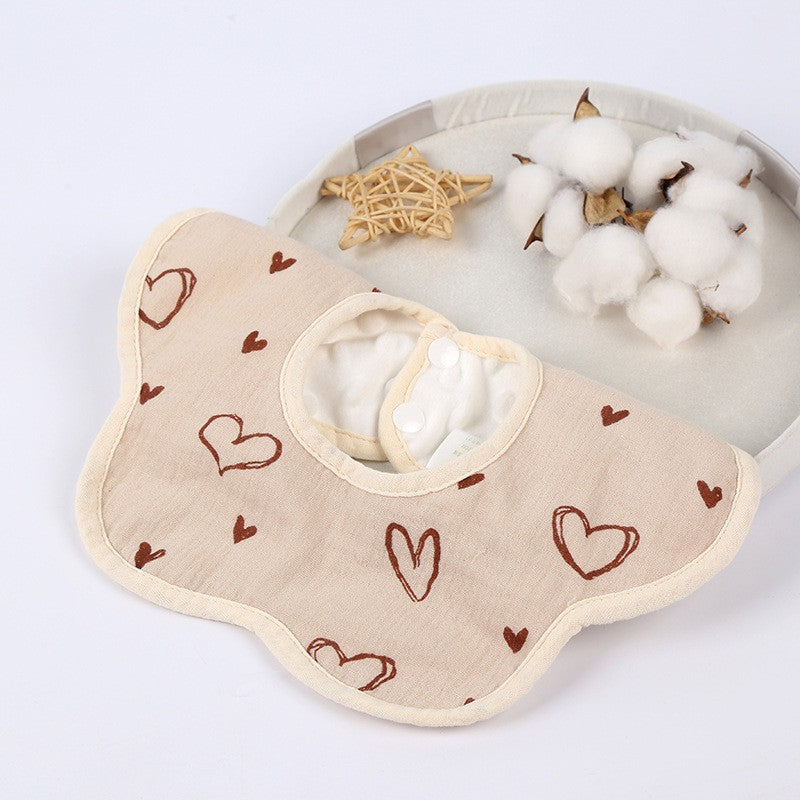 Baveta Tip Floare, din Bumbac, pentru Copii 0-12 Luni, Rezistenta la apa, cu Capse, Model cu Inimioare, 26 x 29 cm, Crem