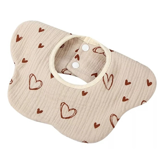 Baveta Tip Floare, din Bumbac, pentru Copii 0-12 Luni, Rezistenta la apa, cu Capse, Model cu Inimioare, 26 x 29 cm, Crem