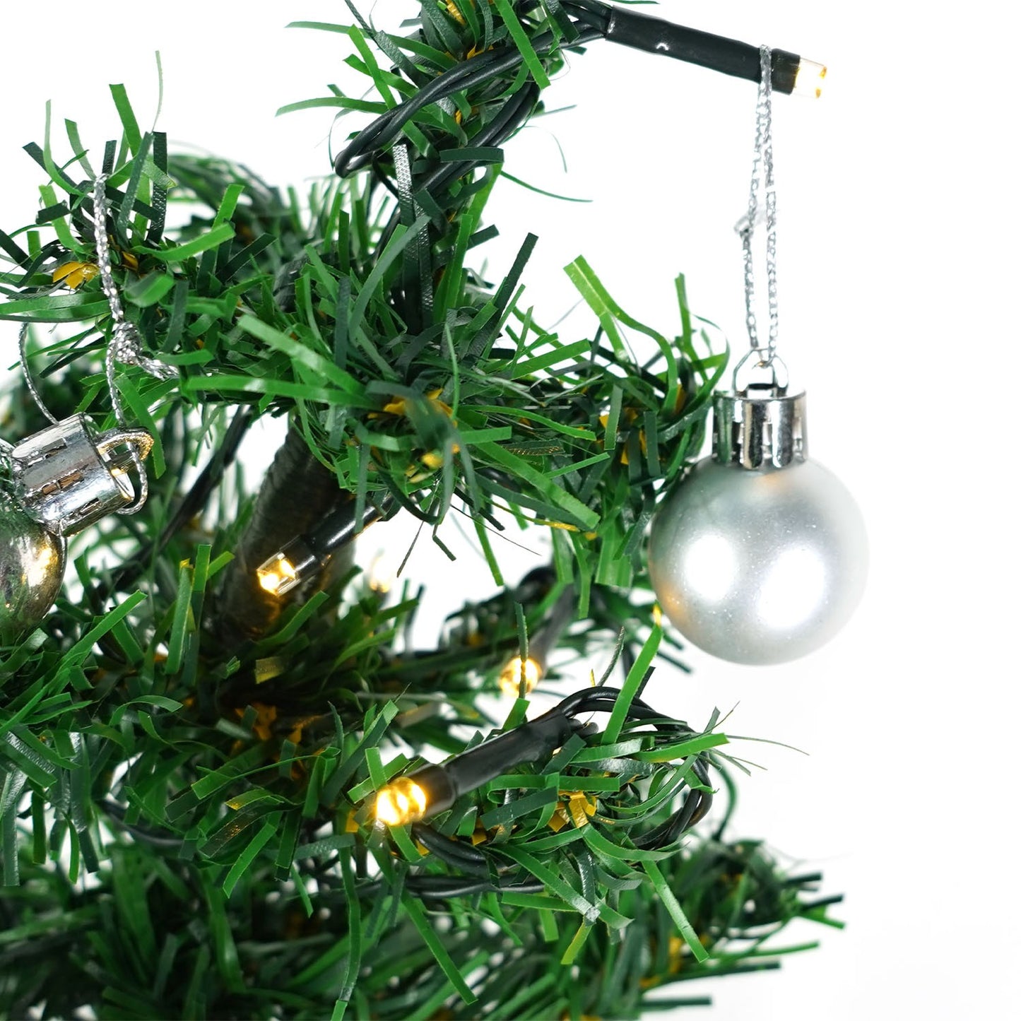 Brad Artificial Impodobit, 60 cm, suport plastic cu instalatie luminoasa 20 LED alb cald + 20 globuri argintii incluse