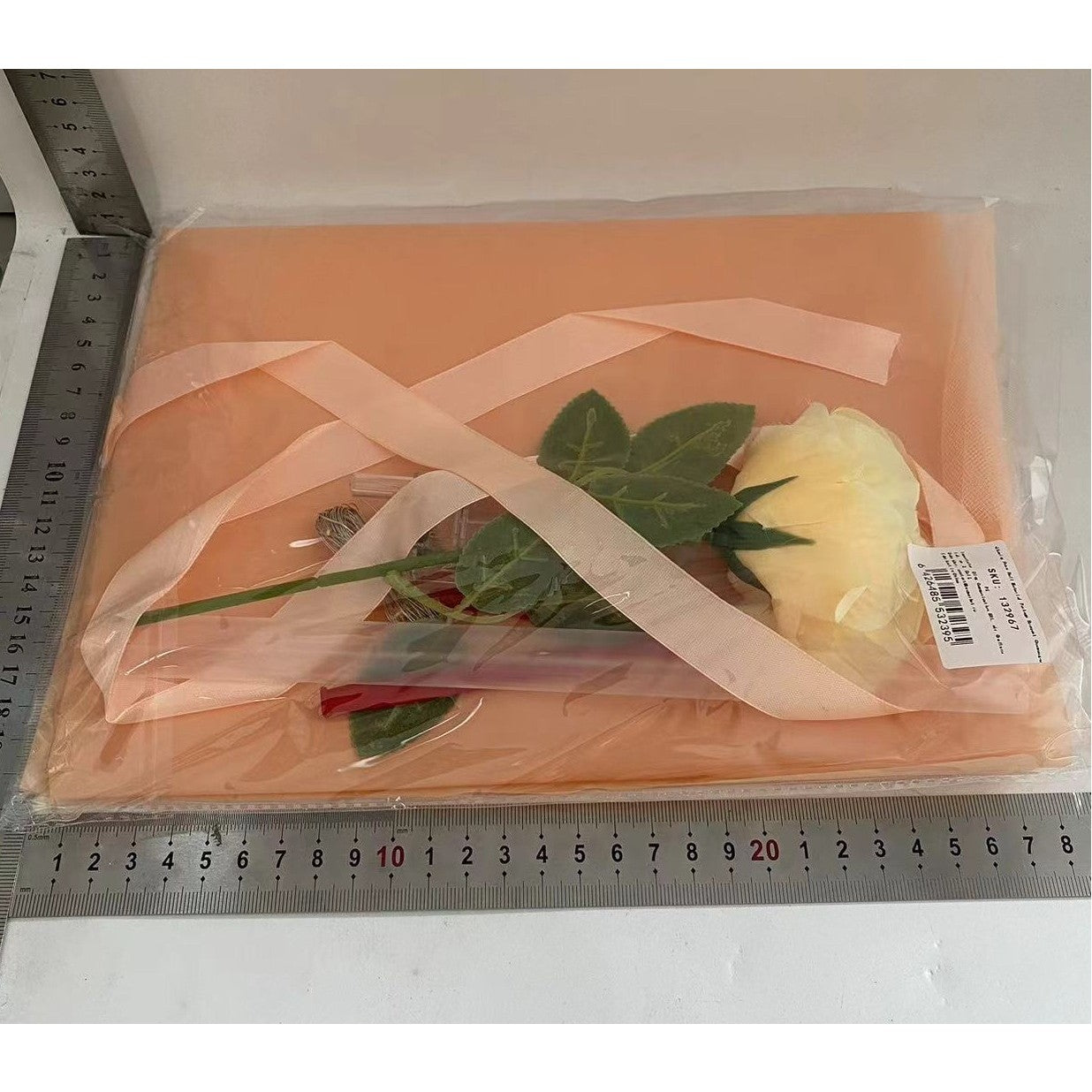 Buchet Decorativ, Trandafir in Balon cu Lumini Led, Diametru 35 cm, 2 x Baterii AA (neincluse), Sampanie