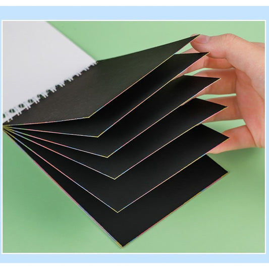 Caiet cu fise razuibile, DIY Magic Scratch, 12 File, Curcubeu, Creion din Lemn, Cartonase negre, Verde Deschis, 14.2 x 9.8 cm