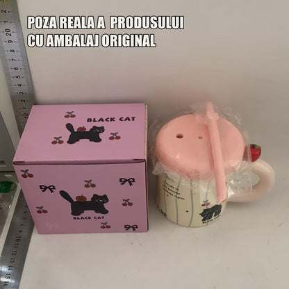 Cana din Ceramica cu Capac si Pai, Capacul si Paiul din Silicon Roz, 9x8.5 cm, Model Cute A, Capacitate 380ml