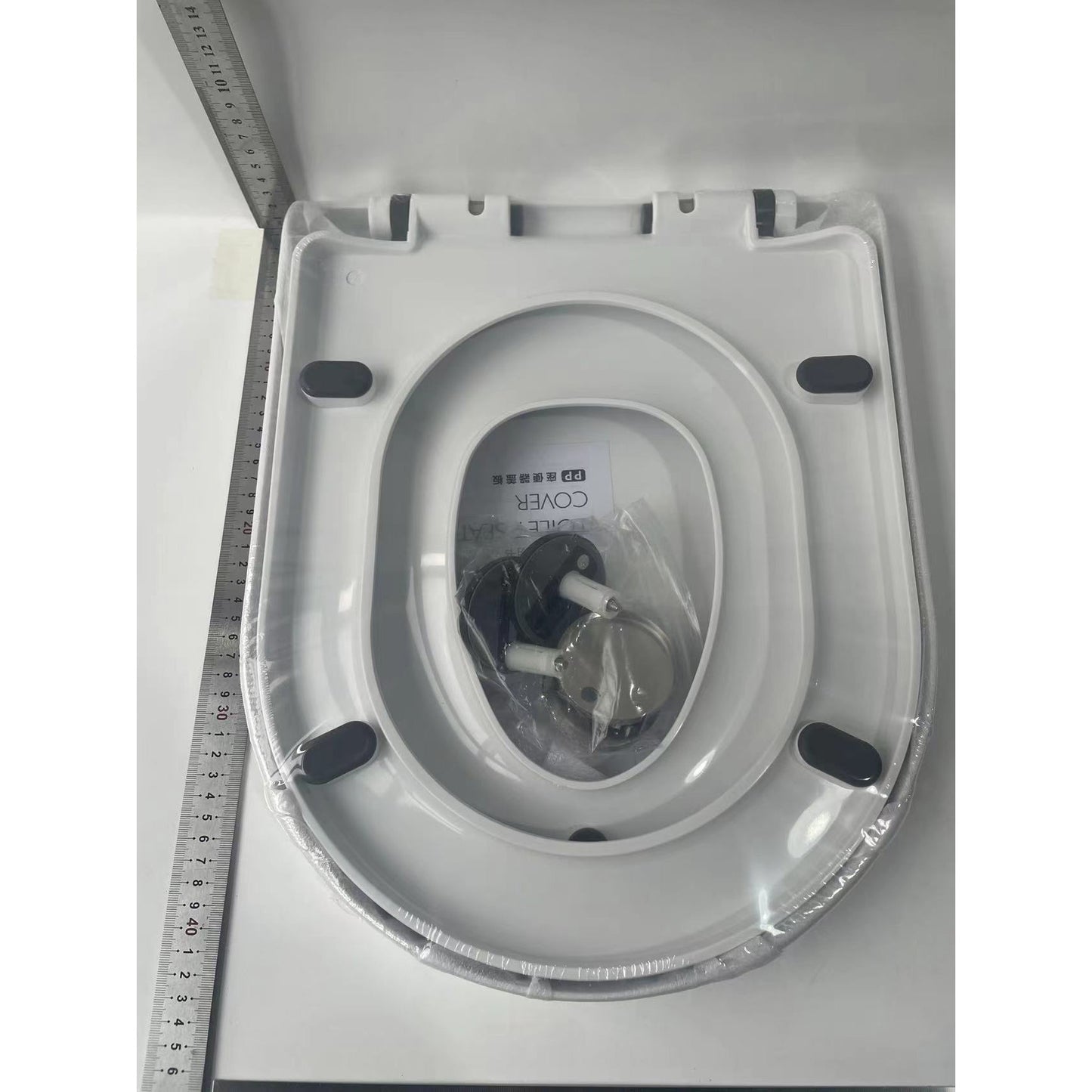 Capac de Toaleta cu Reductie 2 in 1, pentru Copii si Adulti, Coborare Lenta si Silentioasa, Instalare Usoara, din PP5 , in Forma de V, Alb