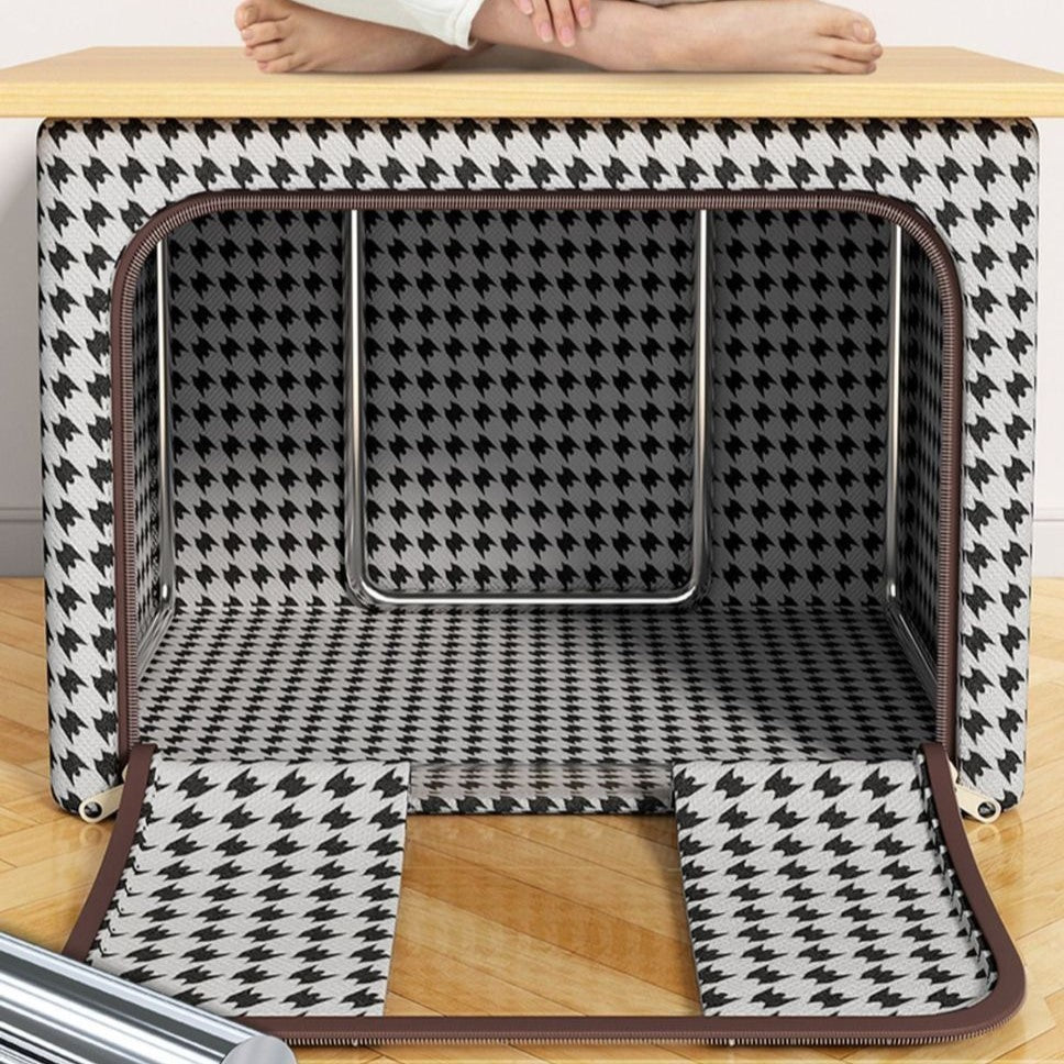 Cutie de Depozitare Pliabila, Cu fermoar Bidirectional, 24 L, Textil, 40x30x20 cm, Cadru Metalic, o Fereastra, Suport Baza Stabil din Plastic, Design Zebra, Alb Negru