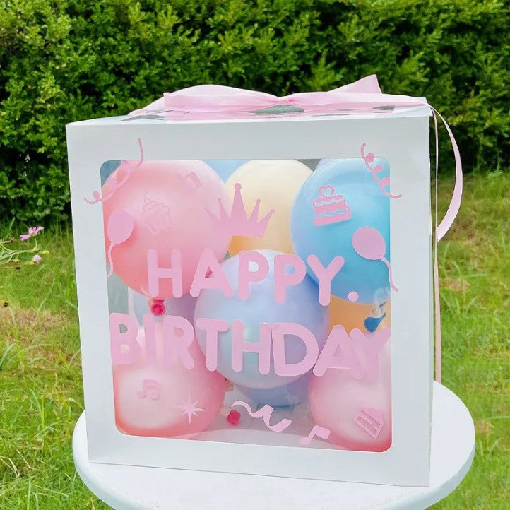 Cutie pentru Baloane, Tematica Aniversare, Model Scris Happy Birthday, Baloane Albastre, Roz, Galbene si Panglica Incluse, Contur Alb, Transparenta, 30x30 cm