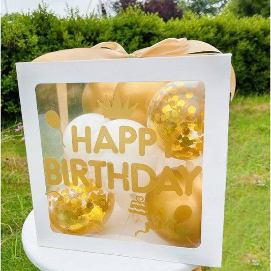 Cutie pentru Baloane, Tematica Aniversare, Model Scris Happy Birthday, Baloane Aurii, Albe si Panglica Incluse, Contur Alb, Transparenta, 30x30 cm