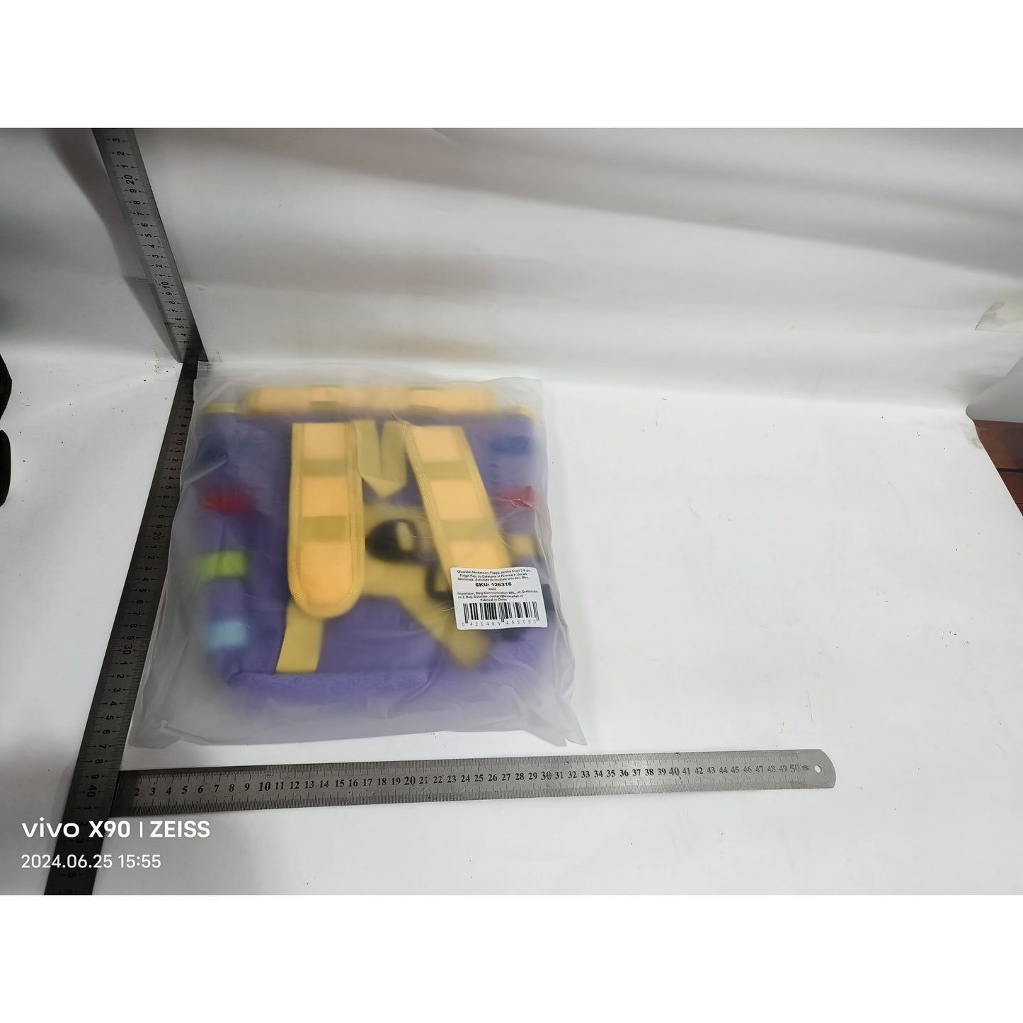 Ghiozdan Montessori, pentru Copii 2-6 ani, Fidget Pop, cu Catarame si Fermoare, Jucarii Senzoriale, Activitate de Invatare prin Joc, Mov, 0.25 kg, 28x10x23 cm