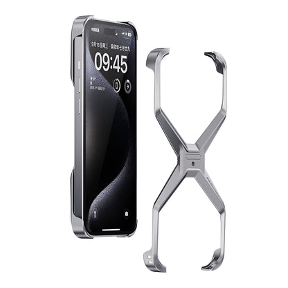 Husa Armor X Compatibila cu iPhone 15, Aliaj de Aluminiu, Antisoc, Antizgarieturi, Impermeabila, Margini cu 2 Straturi, Aderent, Montare Usoara, Surubelnita Inclusa, Gri Metalizat