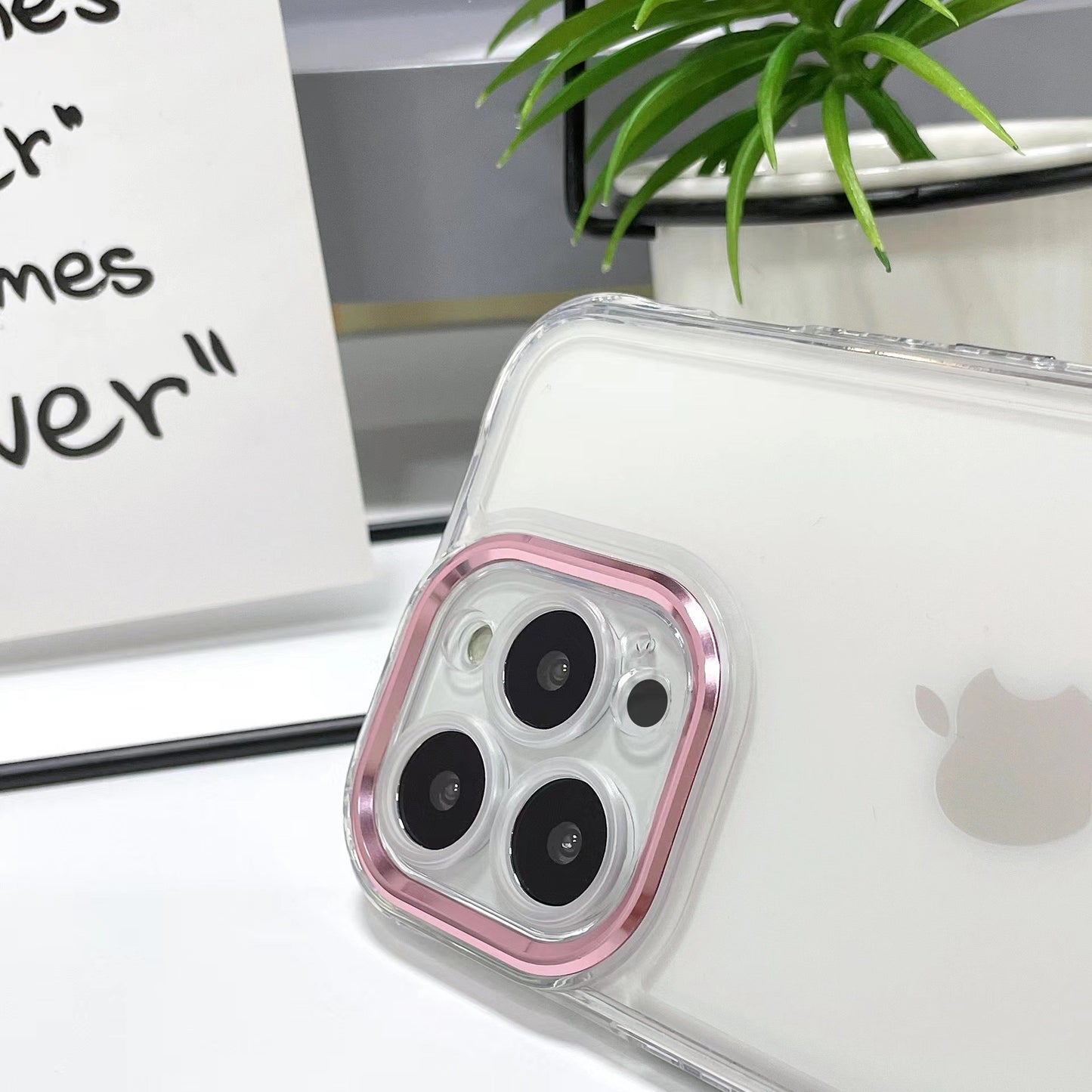 Husa MagSafe Silicone pentru iPhone 12, Transparenta, Magnetica, Extra Protectie Camera Roz