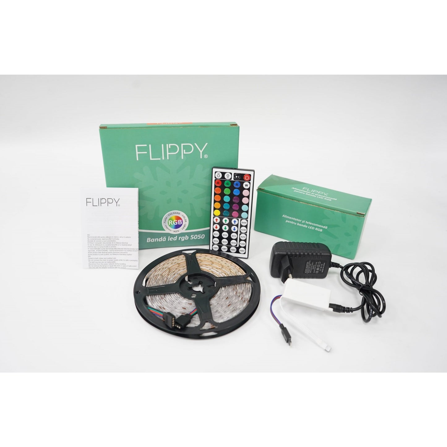 Kit Banda Led RGB SMD 5050 cu Transformator inclus - Lungime 5 M, 270 LED-uri, Telecomanda 44 taste, pentru TV, PC, Auto, IP65, Lumina Ambientala