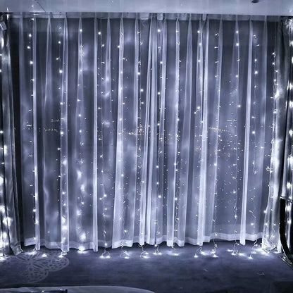 Instalatie Craciun, Tip Perdea, IP44, 2 m x 2 m, 240 LED-uri, Alb rece, 8 jocuri de lumini, Transformator cu telecomanda, Interconectabila, Prelungitor 3 m inclus, Fir transparent, Interior/ Exterior
