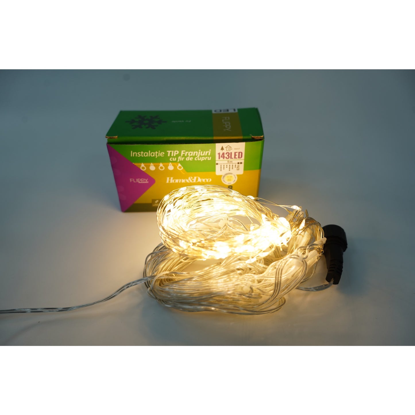 Instalatie de Craciun® Tip Turturi, Franjuri cu 8 jocuri de lumini, Sectiune 5 m, 143 LED-uri, Interconectabila, Fir Cupru, Alb Cald