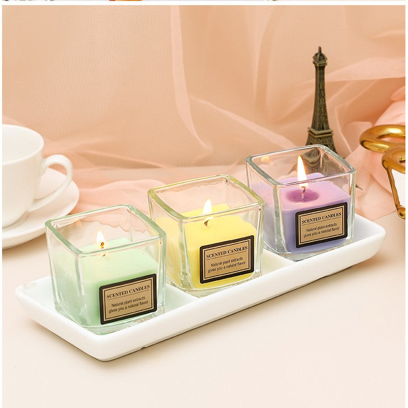 Lumanare Parfumata, Model Pahar Transparent, cu Ulei Esential, 4.8 x 5.4 x 5.5 cm, Aroma de Kaki Japonez, Galben