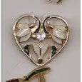 Martisor Brosa Mica in Cutie, Dimensiune Brosa 2.5-3 cm, Material Metal, Model Inima din Ghiocei