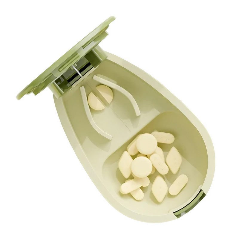 Cutie Taiat Pastile si Depozitare Medicamente, Galbena, 8x5x2.65 cm, Compacta si Portabila, Ideala Pentru Calatorii