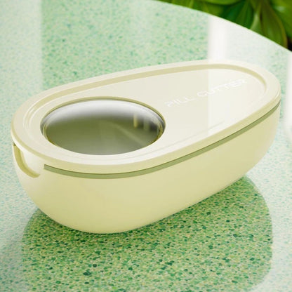 Cutie Taiat Pastile si Depozitare Medicamente, Galbena, 8x5x2.65 cm, Compacta si Portabila, Ideala Pentru Calatorii