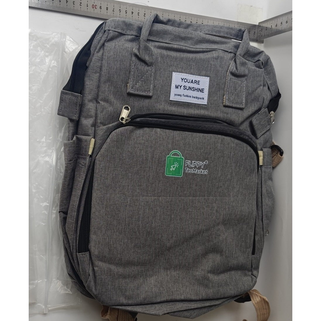 Rucsac Multifunctional pentru Mamici, cu Patut Pliabil si Baza de Schimbat, Rezistent la Apa, Capacitate Mare, Usor, Compartimente Multiple, Buzunar Termic pentru Lapte, 42 x 32 x 22 cm, Gri