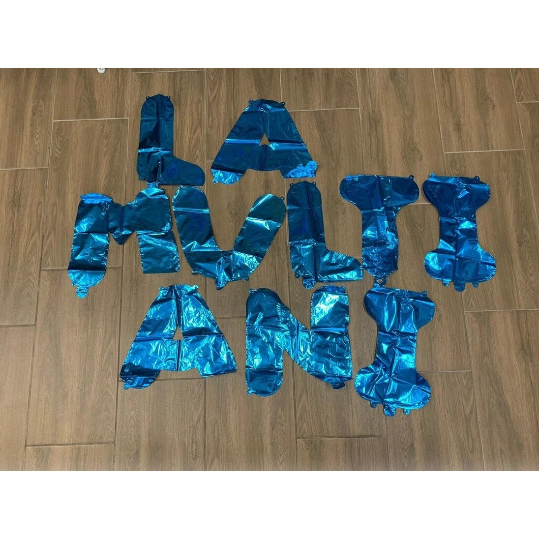 Set 10 Baloane din Folie Metalizata, Figurine Litere, Model La multi ani, Tema Aniversare, 40 cm, Ambalaj Individual, Pai Inclus,  Umflare cu Aer sau Heliu, Albastru