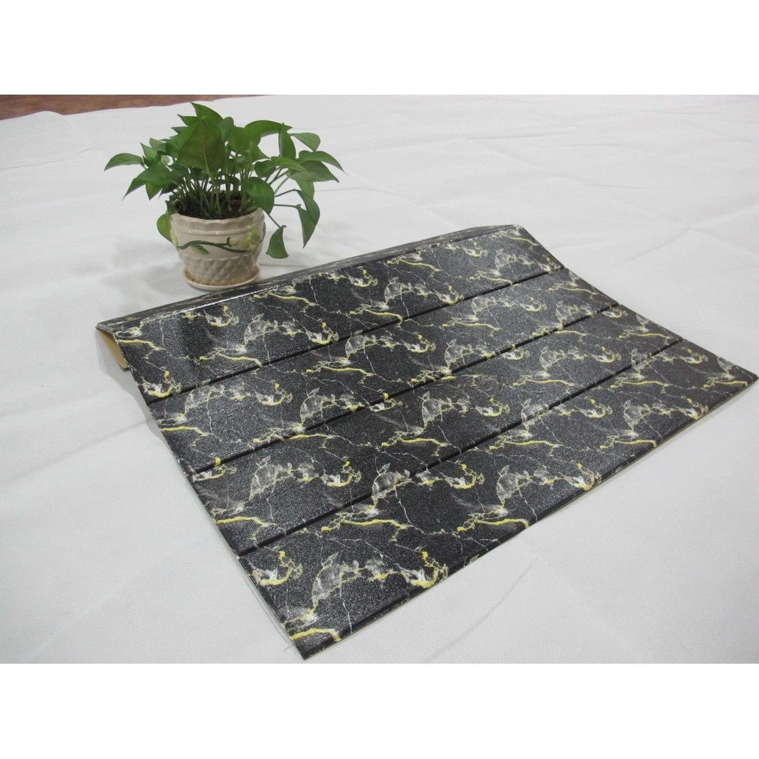 Set 10 Placi Tapet 3D, 70 x 70 cm, Grosime 3 mm, din Rasina, Tip Placi de Lemn, Suprafata Acoperita 4.9 mp, Negru