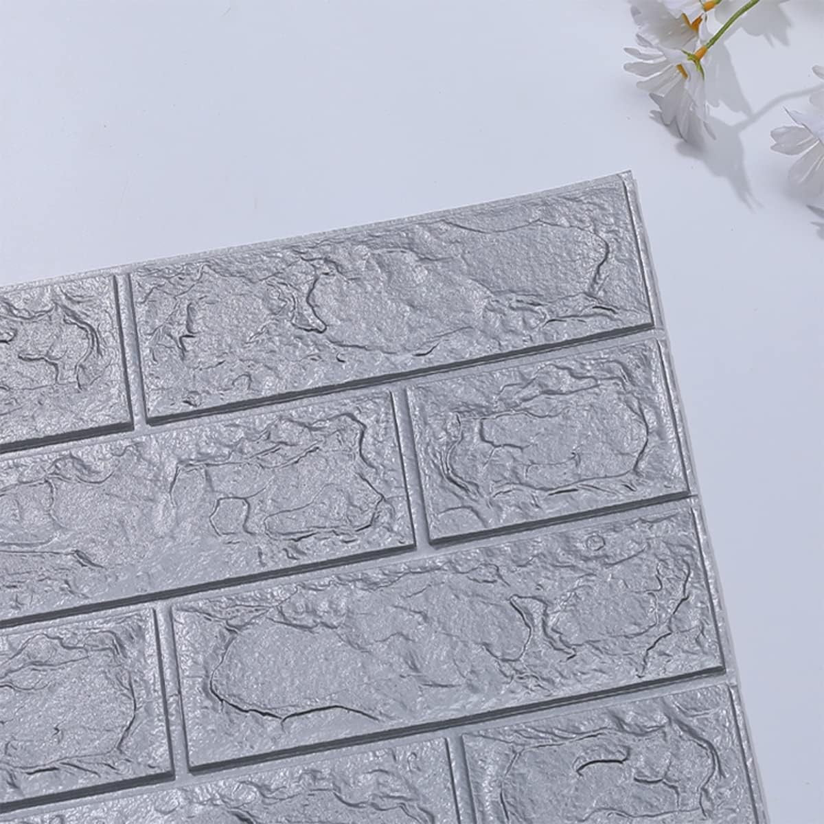 Set 10 Placi Tapet 3D, 70 x 77 cm, Grosime 3 mm, din Polietilena, Model Caramida, Suprafata acoperita 5.3 mp, Argintiu