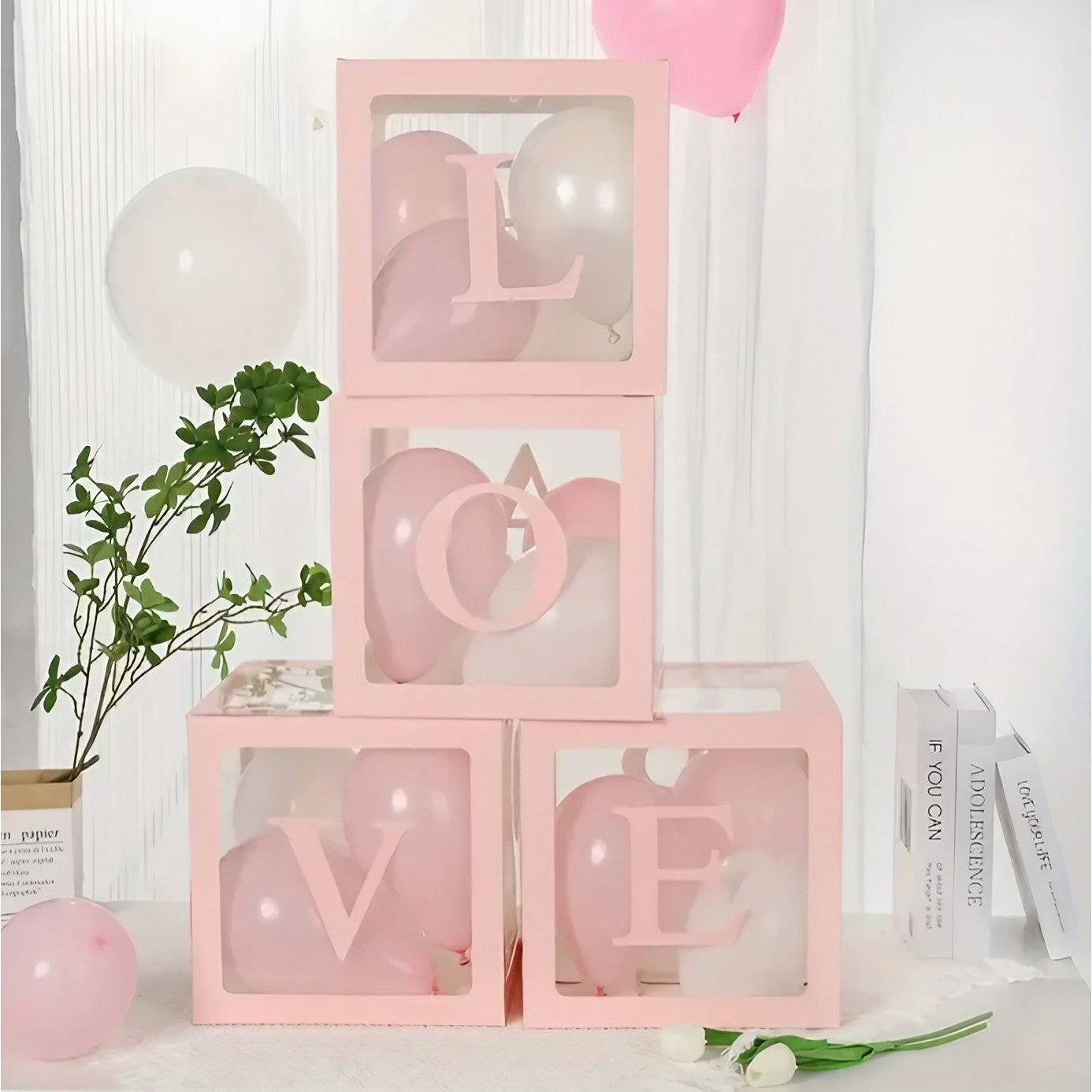 Set 4 Cutii pentru Baloane, Model Scris Love, Tematica Iubire, Cuburi Decorative din Plastic, Accesorii pentru Petrecere, 30 x30 cm, Transparente Contur Roz