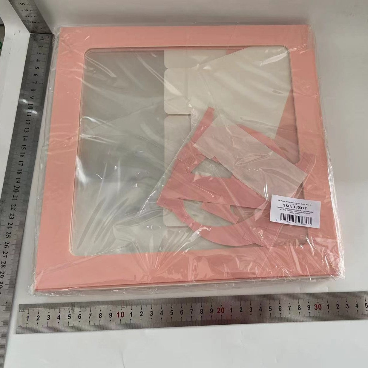 Set 4 Cutii pentru Baloane, Model Scris Love, Tematica Iubire, Cuburi Decorative din Plastic, Accesorii pentru Petrecere, 30 x30 cm, Transparente Contur Roz