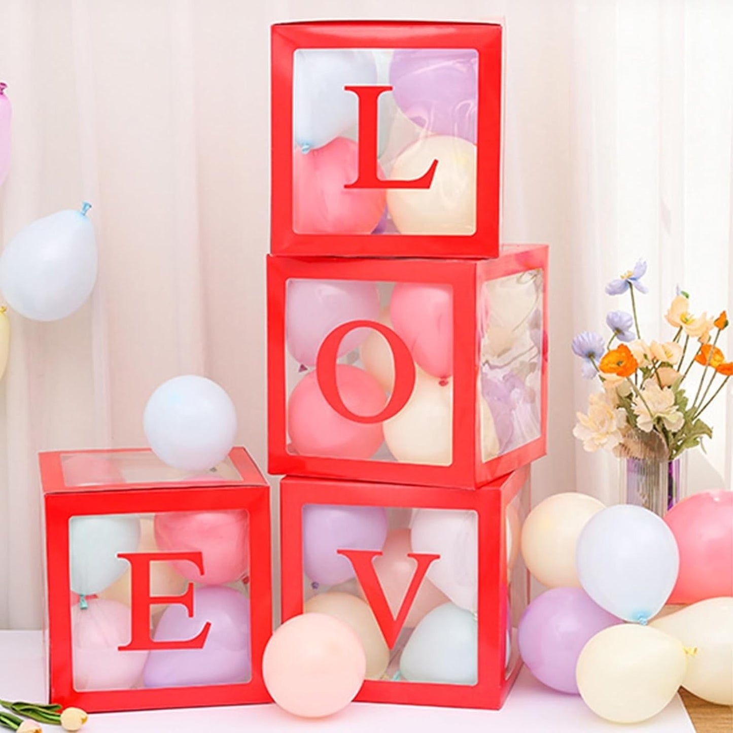 Set 4 Cutii pentru Baloane, Model Scris Love, Tematica Iubire, Cuburi Decorative din Plastic, Accesorii pentru Petrecere, 30x30 cm, Transparente Contur Rosu