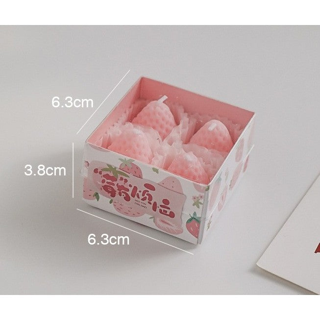 Set 4 Lumanari Parfumate, Model Capsunici, Ardere 30 min, 52g, 6.3 x 6.3 x 3.8 cm, Roz