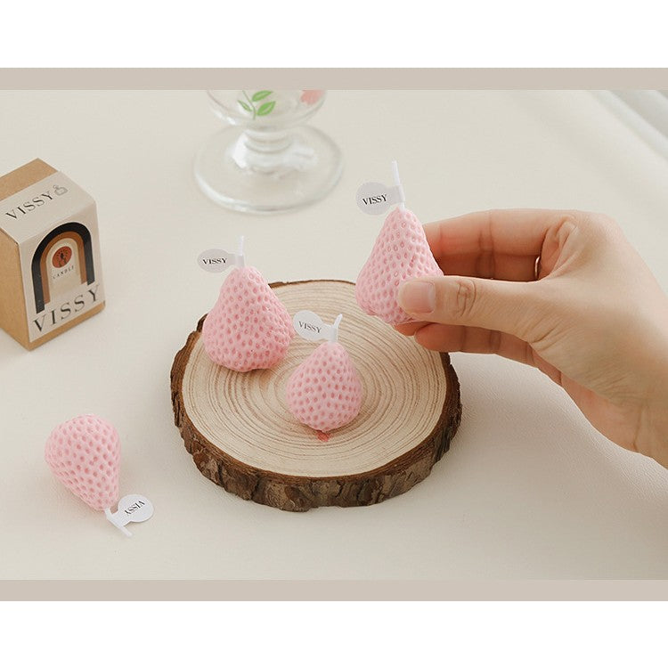 Set 4 Lumanari Parfumate, Model Capsunici, Ardere 30 min, 52g, 6.3 x 6.3 x 3.8 cm, Roz