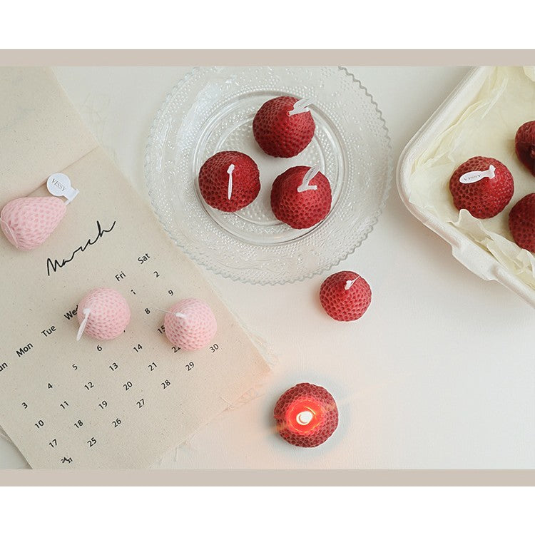 Set 6 Lumanari Parfumate, Model Capsunici, Ardere 30 min, 78g, 6.3 x 9.3 x 3.8 cm, Rosu