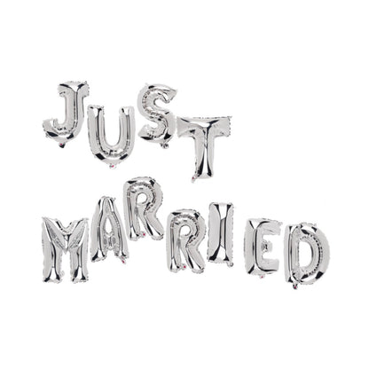 Set Baloane din Folie Metalizata, Figurine Litere, Model Just Married, Tema Nunta, 40 cm, Baloane Party, Ambalaj Individual, Pai inclus, Umflare cu Aer sau Heliu, Argintiu